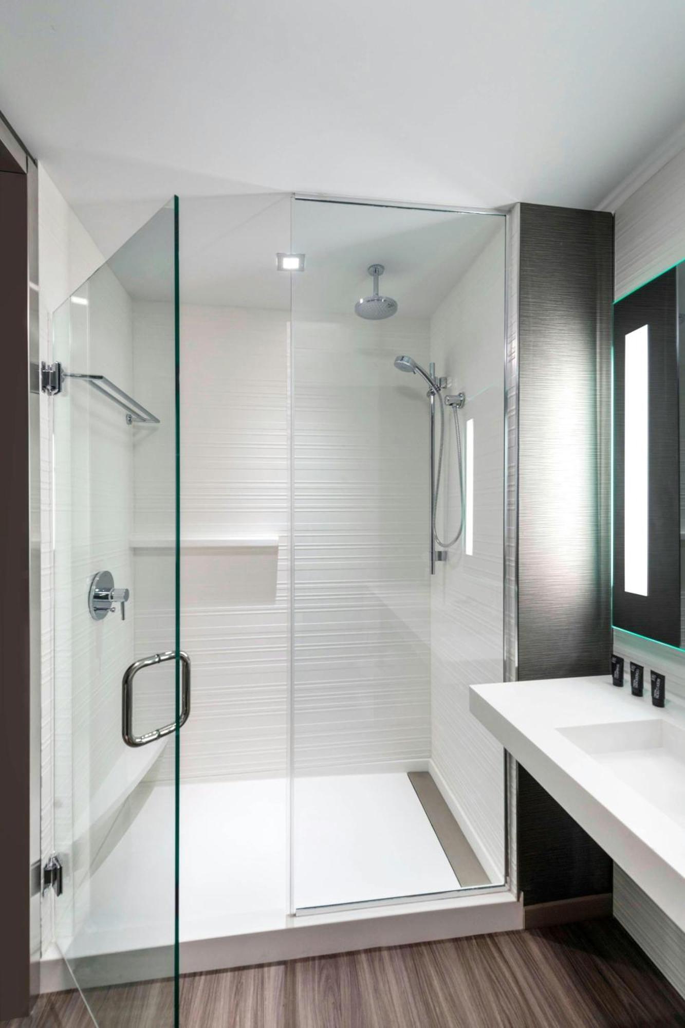 Ac Hotel By Marriott Boston North Medford Esterno foto